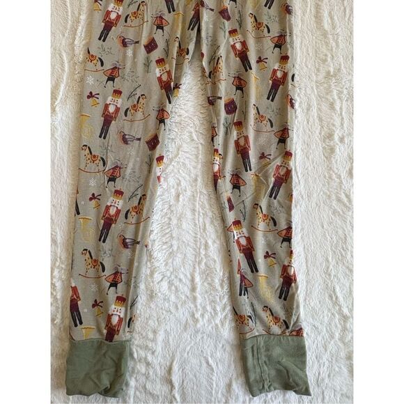 KindThing Christmas Modal Pajamas Size 9-10 - Picture 5 of 10
